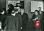 Standbild Premierminister Hayato Ikeda Dulles Virginia USA, 1963, aus Sekunde 31 historischem Filmmaterial Videoclip 65675021645