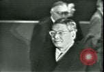Standbild Premierminister Hayato Ikeda Dulles Virginia USA, 1963, aus Sekunde 49 historischem Filmmaterial Videoclip 65675021645