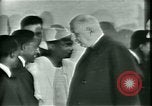 Standbild Präsident Charles de Gaulle Dulles Virginia USA, 1963, aus Sekunde 3 historischem Filmmaterial Videoclip 65675021646