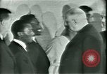 Standbild Präsident Charles de Gaulle Dulles Virginia USA, 1963, aus Sekunde 9 historischem Filmmaterial Videoclip 65675021646