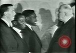 Standbild Präsident Charles de Gaulle Dulles Virginia USA, 1963, aus Sekunde 13 historischem Filmmaterial Videoclip 65675021646
