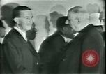 Standbild Präsident Charles de Gaulle Dulles Virginia USA, 1963, aus Sekunde 16 historischem Filmmaterial Videoclip 65675021646