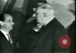 Standbild Präsident Charles de Gaulle Dulles Virginia USA, 1963, aus Sekunde 26 historischem Filmmaterial Videoclip 65675021646