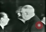 Standbild Präsident Charles de Gaulle Dulles Virginia USA, 1963, aus Sekunde 47 historischem Filmmaterial Videoclip 65675021646