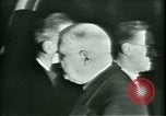 Standbild Präsident Charles de Gaulle Dulles Virginia USA, 1963, aus Sekunde 55 historischem Filmmaterial Videoclip 65675021646
