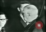 Standbild Präsident Charles de Gaulle Dulles Virginia USA, 1963, aus Sekunde 57 historischem Filmmaterial Videoclip 65675021646