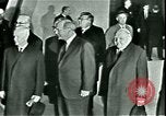 Immagine di Presidente Heinrich Lubke Dulles Virginia USA, 1963, secondo 45 filmato di repertorio 65675021647