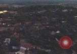 Image évacuation civiles Kontum Vietnam, 1972, de la seconde 34 séquences d'archives historiques vidéo 65675021671