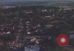 Image évacuation civiles Kontum Vietnam, 1972, de la seconde 38 séquences d'archives historiques vidéo 65675021671