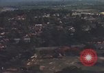 Image évacuation civiles Kontum Vietnam, 1972, de la seconde 42 séquences d'archives historiques vidéo 65675021671