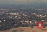 Image évacuation civiles Kontum Vietnam, 1972, de la seconde 45 séquences d'archives historiques vidéo 65675021671