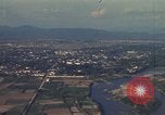 Image évacuation civiles Kontum Vietnam, 1972, de la seconde 55 séquences d'archives historiques vidéo 65675021671