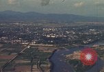 Image évacuation civiles Kontum Vietnam, 1972, de la seconde 62 séquences d'archives historiques vidéo 65675021671