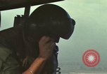 Image évacuation civiles Kontum Vietnam, 1972, de la seconde 45 séquences d'archives historiques vidéo 65675021672