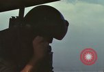Image évacuation civiles Kontum Vietnam, 1972, de la seconde 51 séquences d'archives historiques vidéo 65675021672