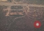 Image évacuation civiles Kontum Vietnam, 1972, de la seconde 17 séquences d'archives historiques vidéo 65675021673