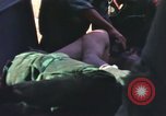 Image évacuation civiles Kontum Vietnam, 1972, de la seconde 59 séquences d'archives historiques vidéo 65675021673
