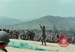 Immagine di Il funzionamento di Lam figlio 719 Laos, 1971, secondo 22 filmato di repertorio 65675021716