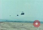 Immagine di Il funzionamento di Lam figlio 719 Laos, 1971, secondo 29 filmato di repertorio 65675021716