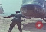Immagine di Il funzionamento di Lam figlio 719 Laos, 1971, secondo 54 filmato di repertorio 65675021716