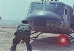 Immagine di Il funzionamento di Lam figlio 719 Laos, 1971, secondo 56 filmato di repertorio 65675021716