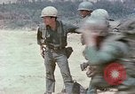Immagine di Il funzionamento di Lam figlio 719 Laos, 1971, secondo 33 filmato di repertorio 65675021717