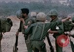 Immagine di Il funzionamento di Lam figlio 719 Laos, 1971, secondo 52 filmato di repertorio 65675021717