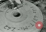 Standbild Signal Corps europäische Theater, 1943, aus Sekunde 41 historischem Filmmaterial Videoclip 65675021722