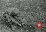 Standbild Signal Corps europäische Theater, 1943, aus Sekunde 43 historischem Filmmaterial Videoclip 65675021722
