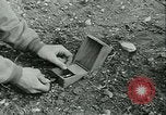 Standbild Signal Corps europäische Theater, 1943, aus Sekunde 48 historischem Filmmaterial Videoclip 65675021722