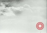 Standbild Signal Corps europäische Theater, 1943, aus Sekunde 61 historischem Filmmaterial Videoclip 65675021722
