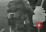 Standbild Signal Corps europäische Theater, 1944, aus Sekunde 15 historischem Filmmaterial Videoclip 65675021723