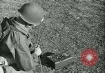 Standbild Signal Corps europäische Theater, 1944, aus Sekunde 45 historischem Filmmaterial Videoclip 65675021723