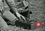 Standbild Signal Corps europäische Theater, 1944, aus Sekunde 49 historischem Filmmaterial Videoclip 65675021723