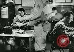 Immagine di Primo segnale di esercito messaggio di servizio di codifica e di decodifica Francia, 1944, secondo 24 filmato di repertorio 65675021725