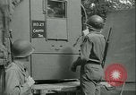 Immagine di Primo segnale di esercito messaggio di servizio di codifica e di decodifica Francia, 1944, secondo 31 filmato di repertorio 65675021725