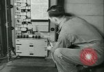 Immagine di Primo segnale di esercito messaggio di servizio di codifica e di decodifica Francia, 1944, secondo 62 filmato di repertorio 65675021725