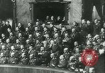 Immagine di Adolf Hitler saluto ufficiali Germania, 1940, secondo 14 filmato di repertorio 65675021759