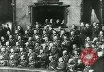Immagine di Adolf Hitler saluto ufficiali Germania, 1940, secondo 15 filmato di repertorio 65675021759