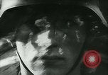 Immagine di Adolf Hitler saluto ufficiali Germania, 1940, secondo 22 filmato di repertorio 65675021759