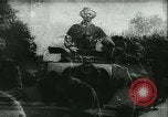 Immagine di Adolf Hitler saluto ufficiali Germania, 1940, secondo 30 filmato di repertorio 65675021759
