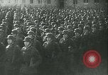 Immagine di Adolf Hitler saluto ufficiali Germania, 1940, secondo 41 filmato di repertorio 65675021759