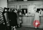 Immagine di V-mail manipolazione di seconda guerra mondiale United States USA, 1943, secondo 10 filmato di repertorio 65675021760