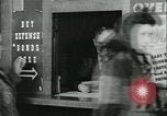 Immagine di V-mail manipolazione di seconda guerra mondiale United States USA, 1943, secondo 29 filmato di repertorio 65675021760