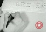 Immagine di V-mail manipolazione di seconda guerra mondiale United States USA, 1943, secondo 41 filmato di repertorio 65675021760