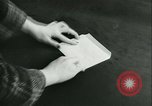 Immagine di V-mail manipolazione di seconda guerra mondiale United States USA, 1943, secondo 61 filmato di repertorio 65675021760