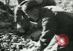 Immagine di Miniera ungherese sapper engineer soldati Ungheria, 1942, secondo 18 filmato di repertorio 65675021781