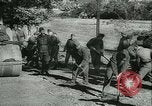 Immagine di Miniera ungherese sapper engineer soldati Ungheria, 1942, secondo 26 filmato di repertorio 65675021781