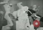 Standbild deutscher Bildhauer Deutschland, 1942, aus Sekunde 4 historischem Filmmaterial Videoclip 65675021787