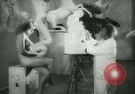 Standbild deutscher Bildhauer Deutschland, 1942, aus Sekunde 20 historischem Filmmaterial Videoclip 65675021787